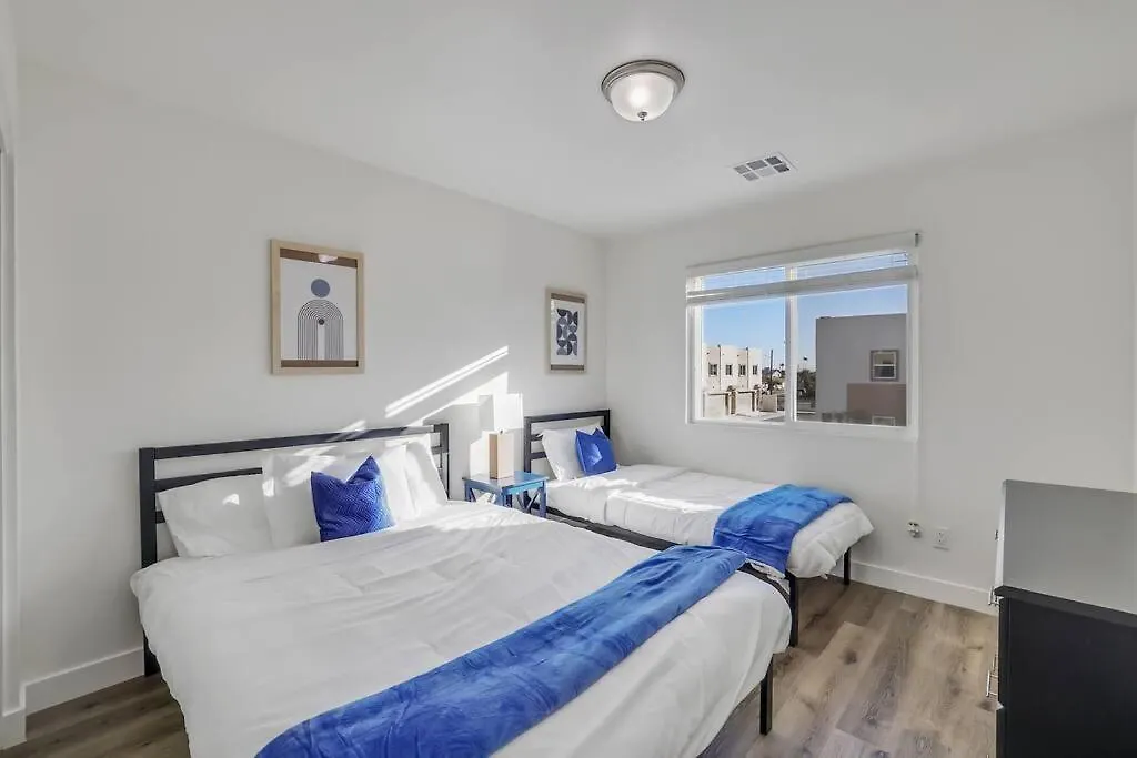 Apartment Bright & Spacious Home Sleeps 10 Phoenix